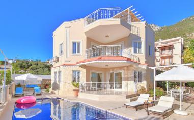 VİLLA MARE MONTE