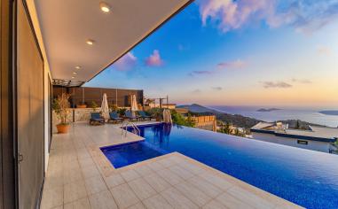 Villa June