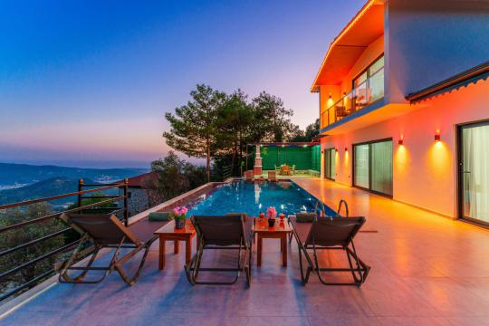 VİLLA MANZARA İSLAMLAR