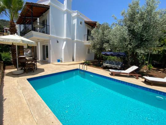Villa Leton Kleo 2