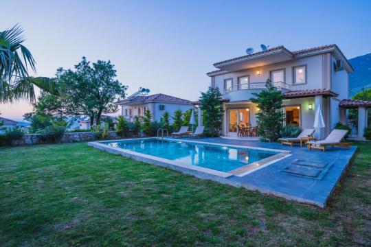 Villa Royal 2